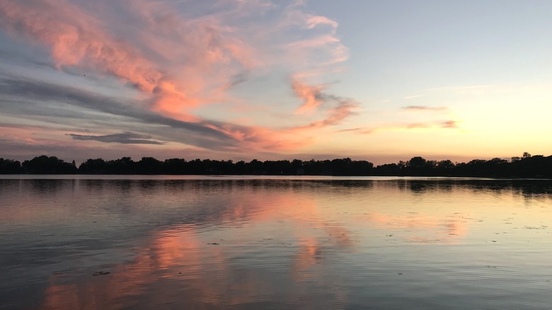 View of Third Lake, Illinois