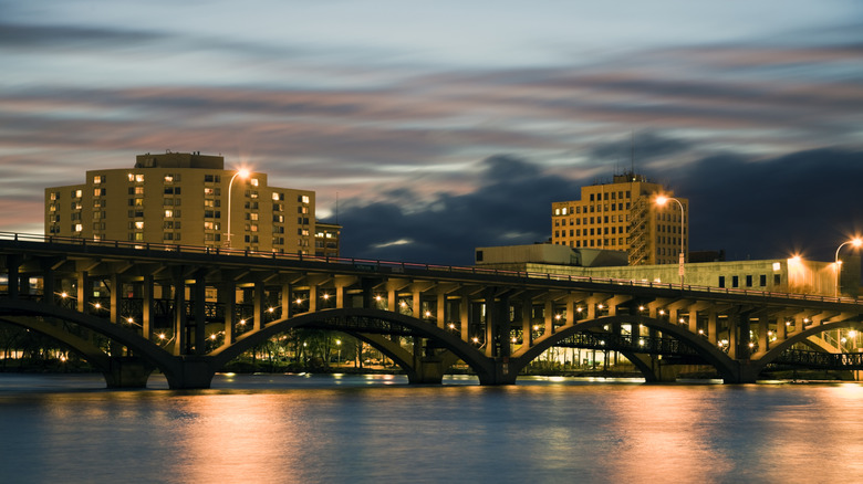 Rockford, Illinois, at night