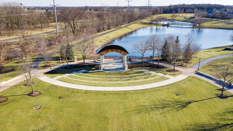 Settler's Park and trail in Plainfield, IL