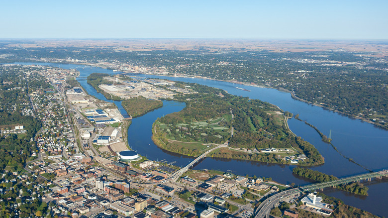 Ariel view of Mississippi River and Rock Island