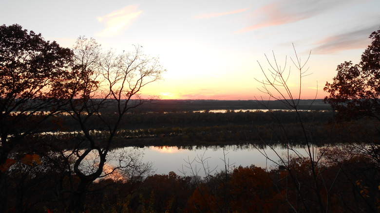 Sunset views in Pere Marquette State Park, Illinois
