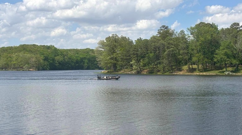 Boaters on Lake Murphysboro.