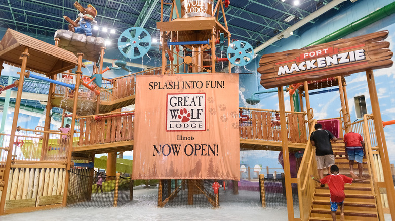entrance to the Great Wolf Lodge water park