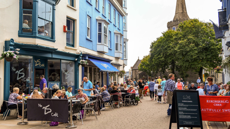 Street cafes in Tenby, Pembrokeshire