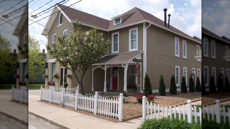 The iconic Raggedy Ann house in Indianapolis