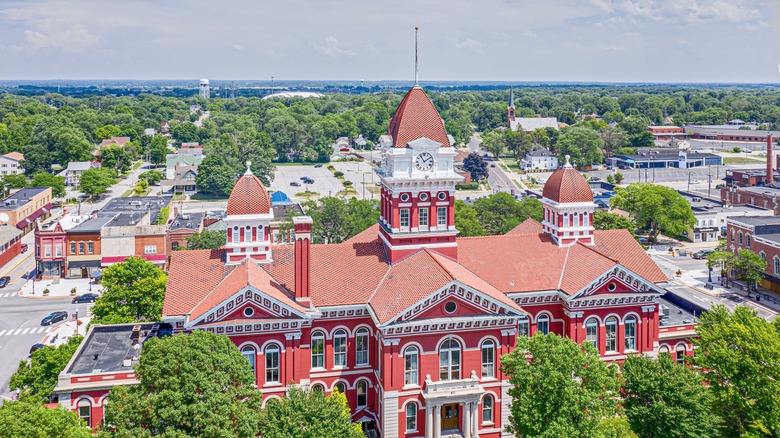 historic courthouse in Crown Point, Indiana
