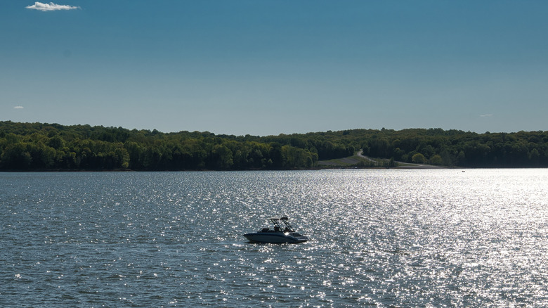 Boat cruising on Patoka Lake in Indiana
