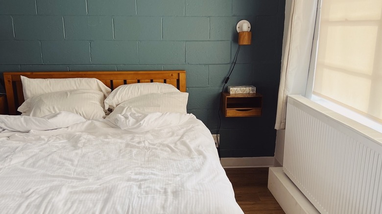 The interior of one of the rooms at Al & Sally's Motel