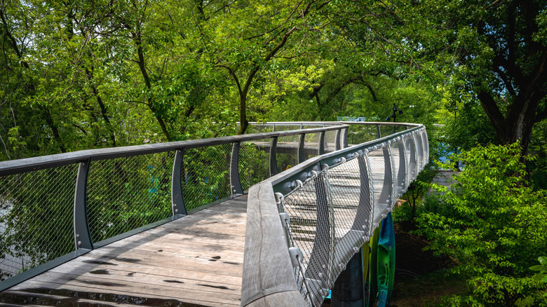 Canopy Trail curving wood bridge near Fort Wayne, Allen County, Indiana
