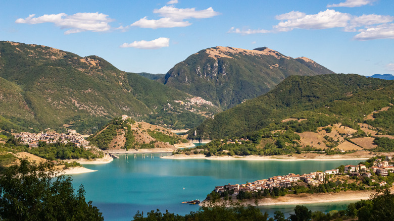 Lago del Turano in Italy