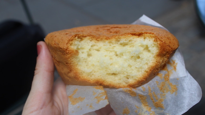Sponge cake from Kam Hing