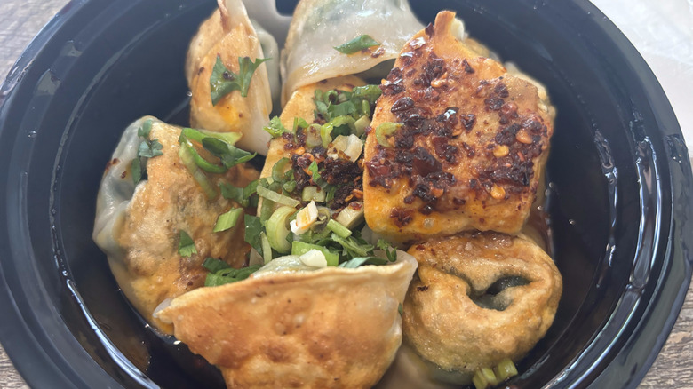 Spicy vegetable dumplings