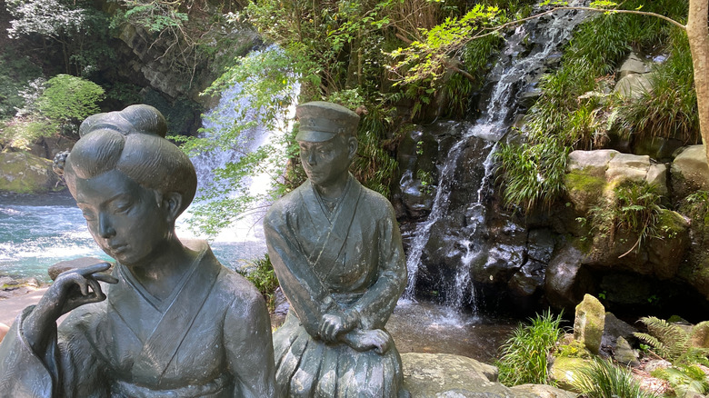 "The Izu Dancer" statue from the short story at the Kawazu Seven Waterfalls on the Izu Peninsula in Japan