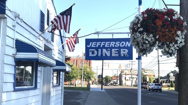 Exterior of Jefferson Diner