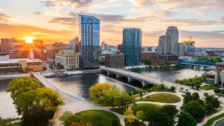 The skyline of Grand Rapids, MN