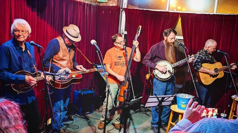 a band getting ready to perform at the Fillin' Station in Kingston Springs, Tennessee