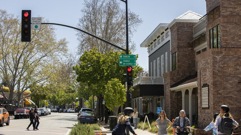 Pedestrians walking around the streets of downtown Danville, California