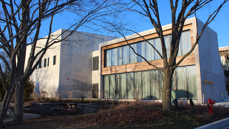 Writers Theatre Center building in Glencoe, Illinois