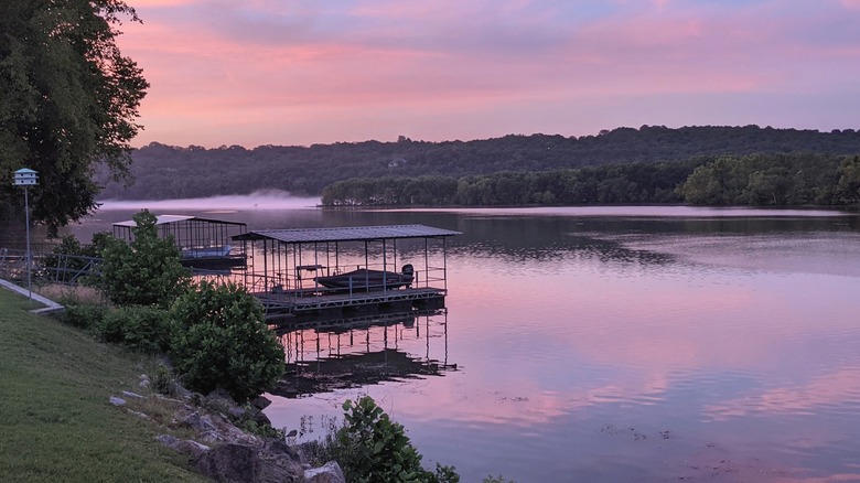 Lake Taneycomo at Rockaway Beach at sunrise