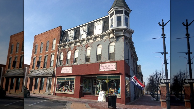 The brick storefront of the Bloomsbury Lane Toy Shoppe in Lancaster, New York