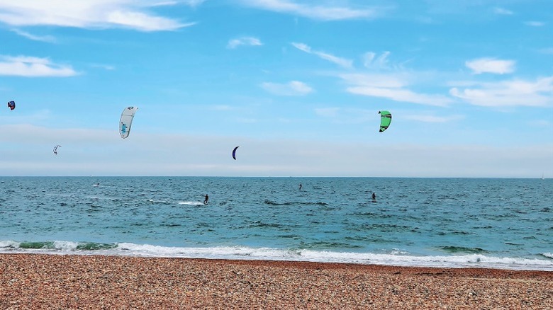 Hayling Beach wit kitsurfers upon the water