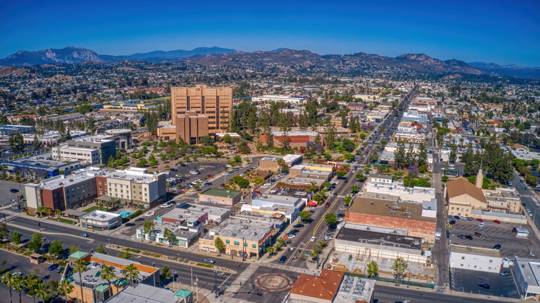 El Cajon, California, on a sunny day, with mountains in the distance