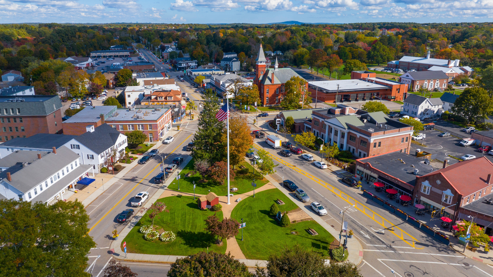 Just South Of Boston Is A Friendly, Laid-Back New England Escape With A Tranquil Park And Historic Downtown