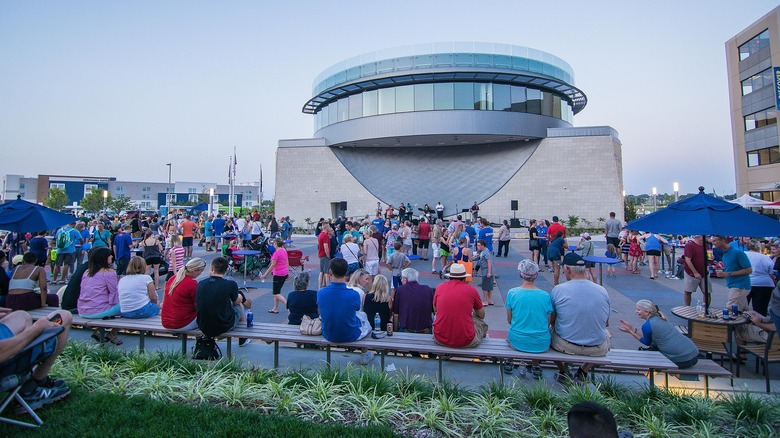 Crowds at the Lenexa City Center for a festival.