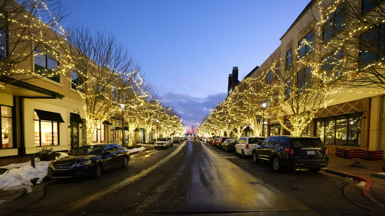 Holiday Lights at Park Place in Leawood, Kansas