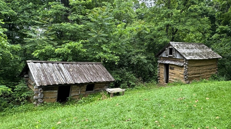 Reconstructed log cabins at Fort Duffield, Kentucky