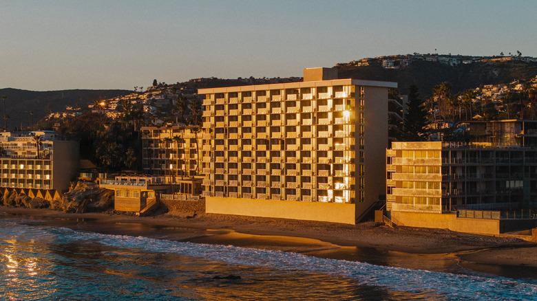 Surf and Sand Resort sparkles over Laguna Beach , CA