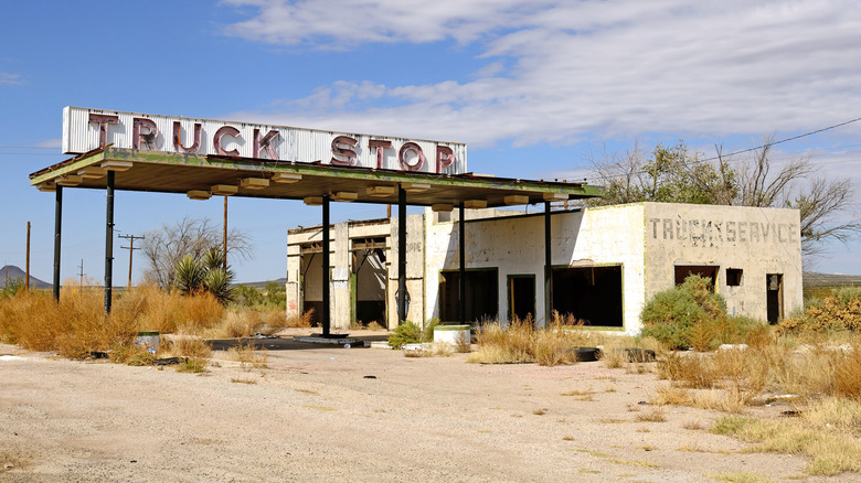 An abandoned truck stop in the desert