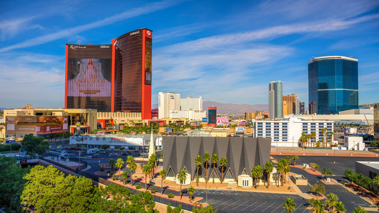 Vegas view featuring Circus Circus