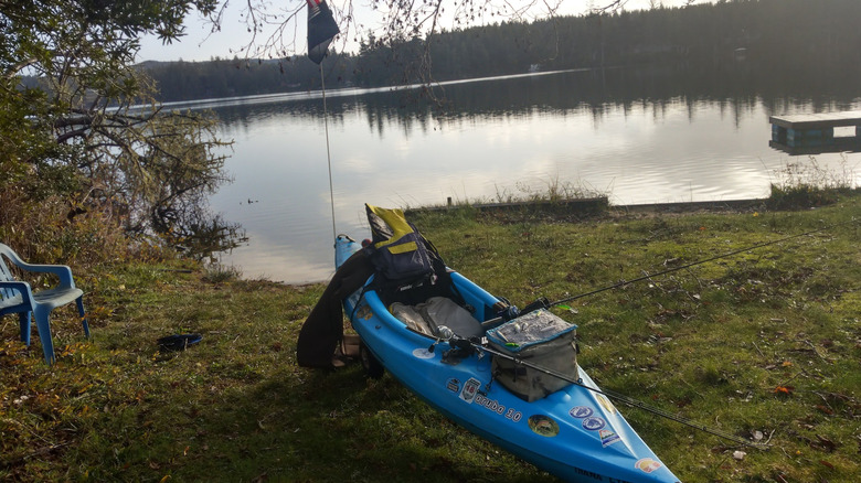 Kayak at Woahlink Lake