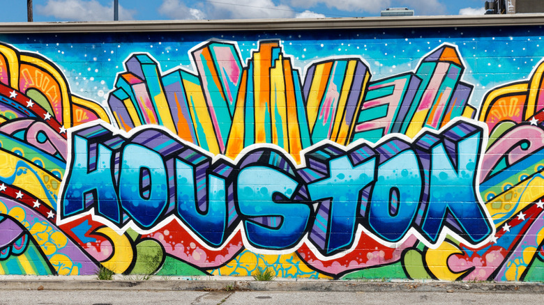 A colorful grafitti mural in Houston