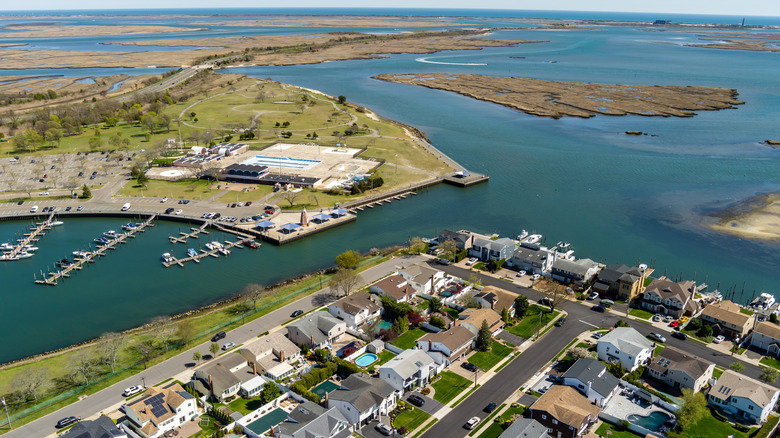 Aerial view of Wantagh Park and marina