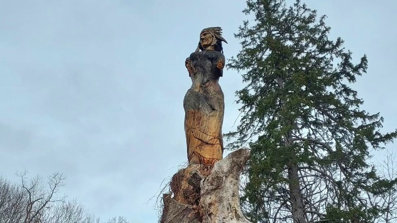 Statue of the Native American princess that supposedly haunts Lake Ronkonkoma
