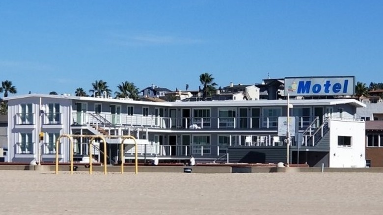 Sea Sprite Beach Club, Hermosa Beach, California