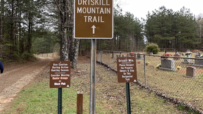 Sign at trailhead for hikers