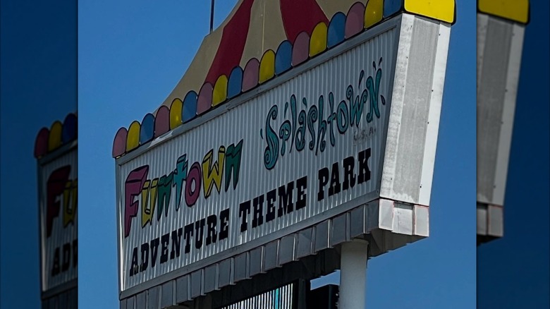 Sign for Funtown Splashtown U.S.A. in Saco, Maine