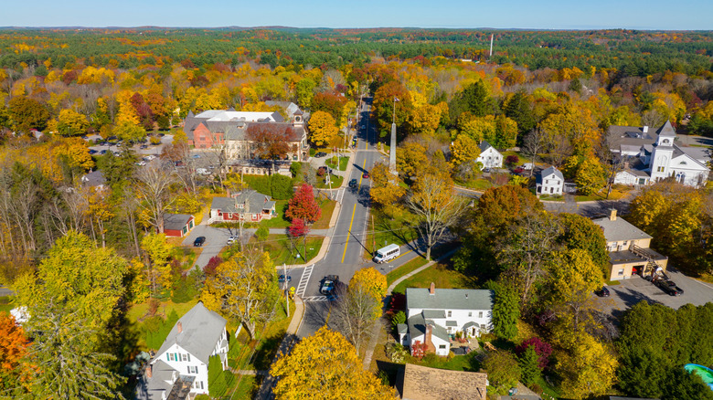 Acton, Massachusetts in the autumn