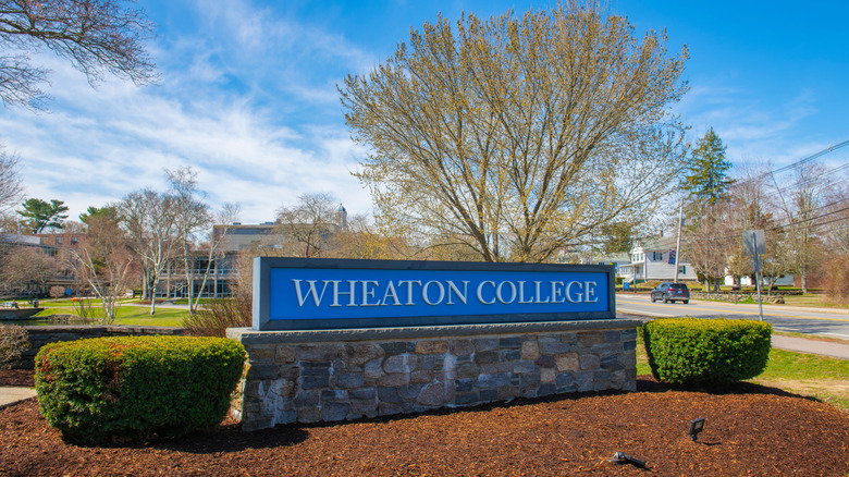 Sign of Wheaton College