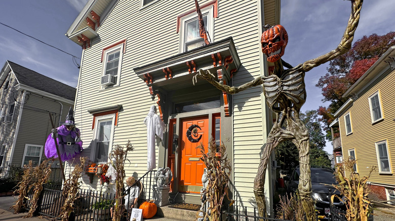 House decorated in Salem for Halloween