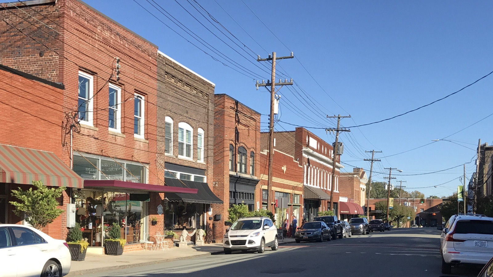 tobacco town where i grew up RAMAPO'S THELMA SHINES IN MAY Thelma McCray was born in Clarksville, Virginia, also known as Love Town. She was delivered by a midwife and working in a factory, Tobacco Town Vape & Smoke