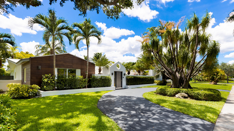 The facade of a home in Pinecrest, Florida