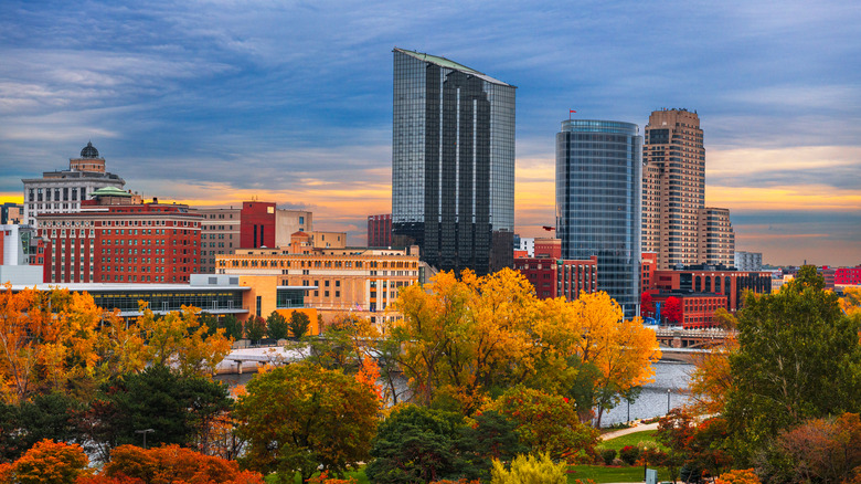 Fall trees and buildings in the Grand Rapids, Michigan skyline