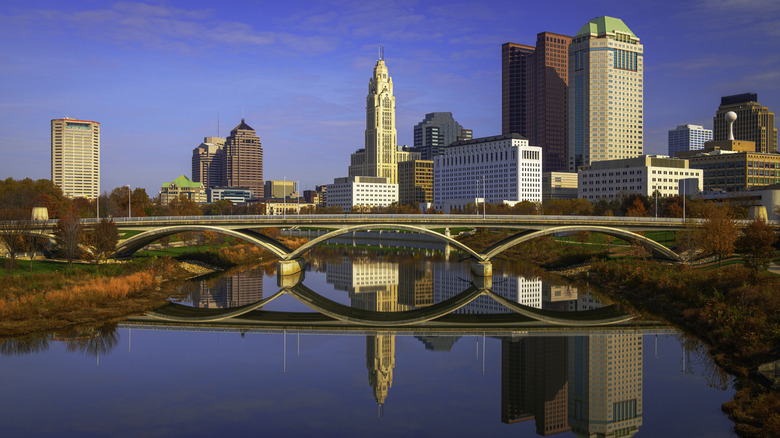 A bridge over the Scotio River in Columbus, Ohio