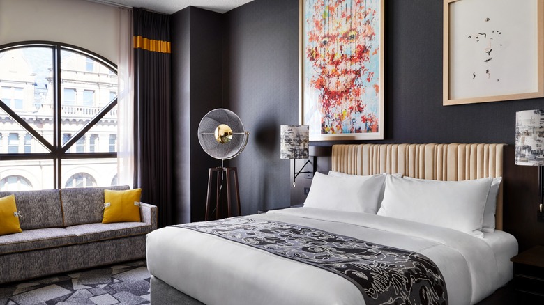 A guest room at the Saint Kate - The Arts Hotel