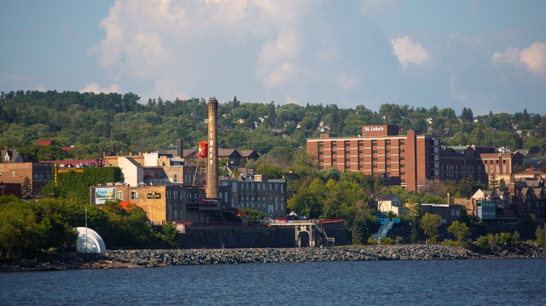 Panoramic view of buildings in Duluth, Minnesota