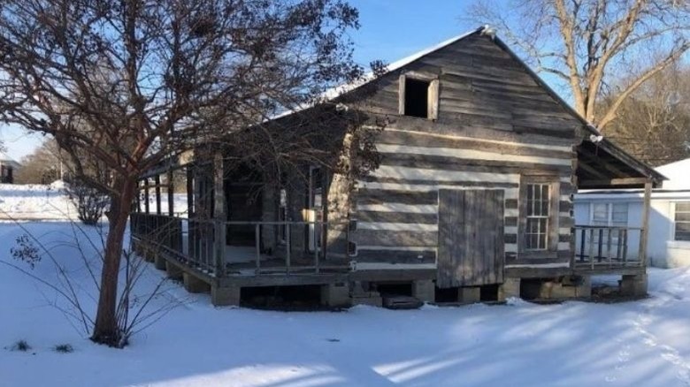 A building at the DeSoto County Museum